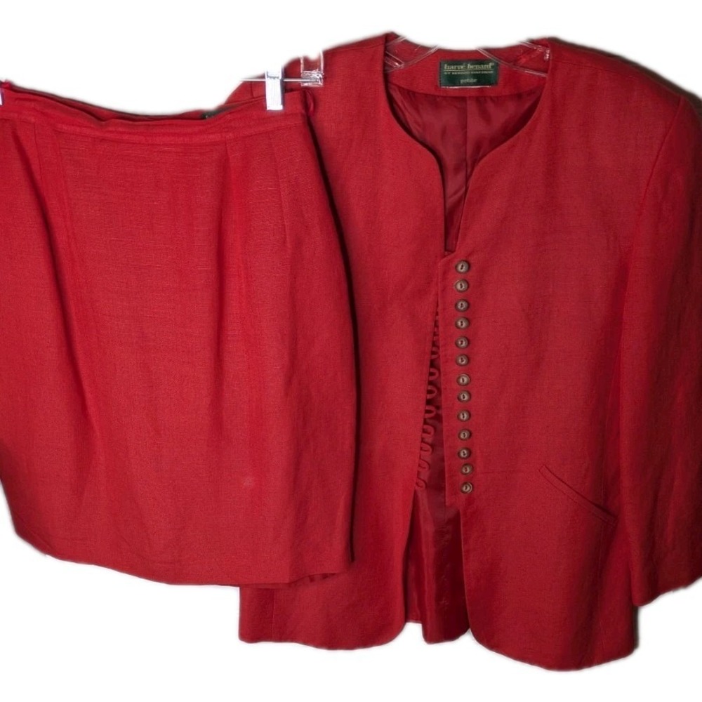 Harve Benard Womens Set Skirt Suit Blazer 10 Petite Red UNIQUE Buttons Work Wear